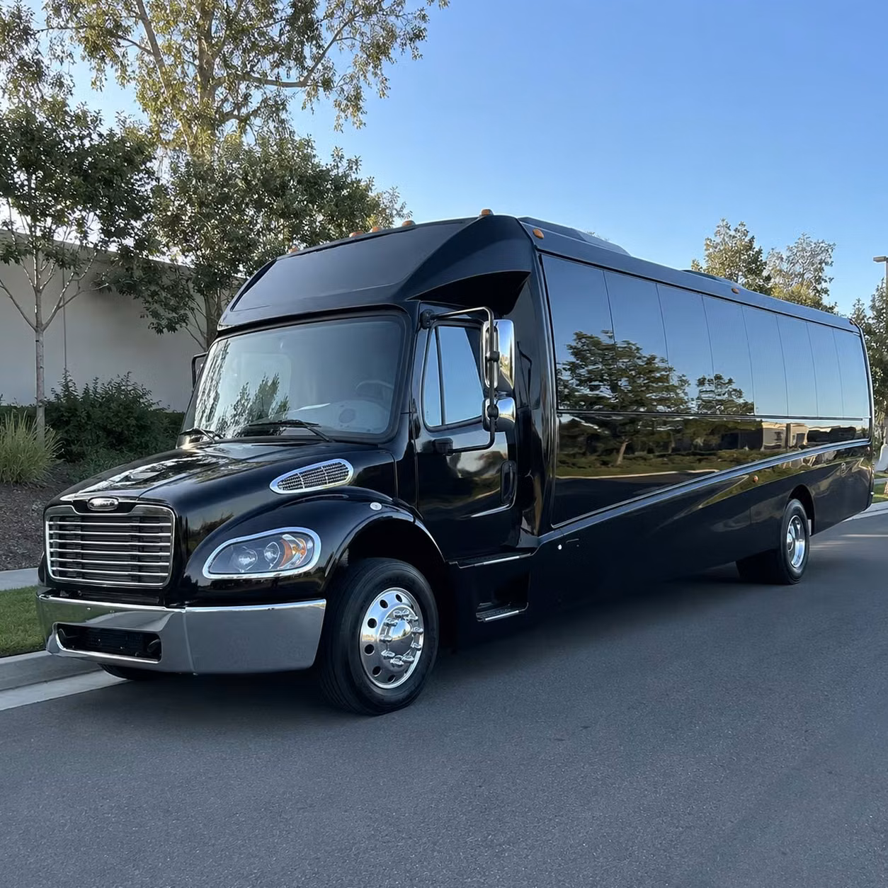 35 passenger minibus