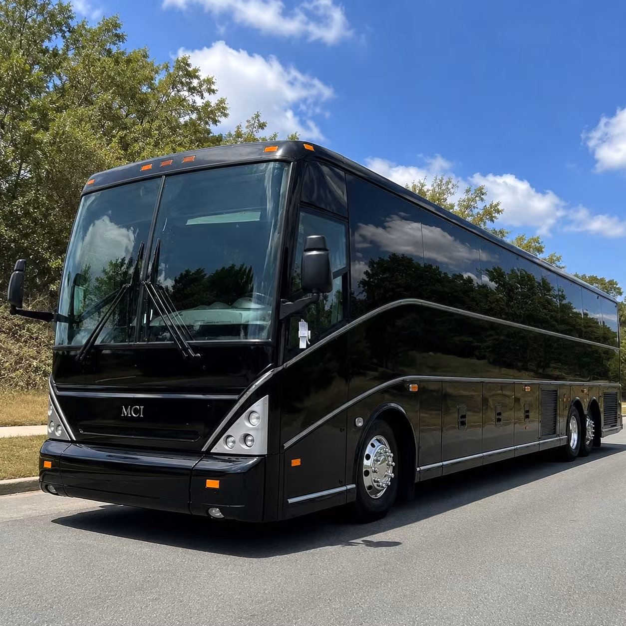 concord pavilion concert shuttles that keep your group together all night